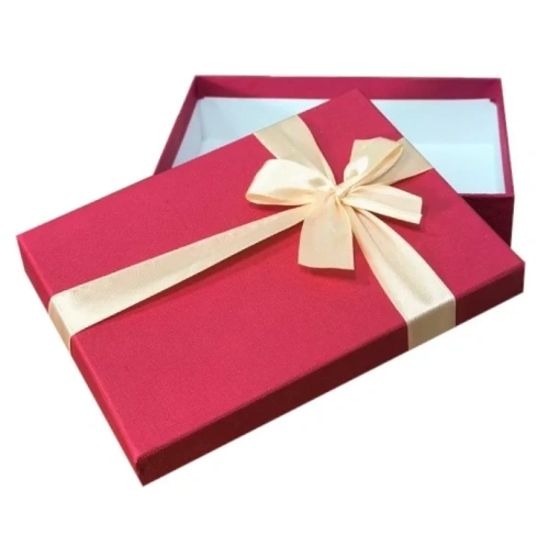 Коробка подарочная с бантом рогожка цв.красный 20*15*5см Д10103П.137.3